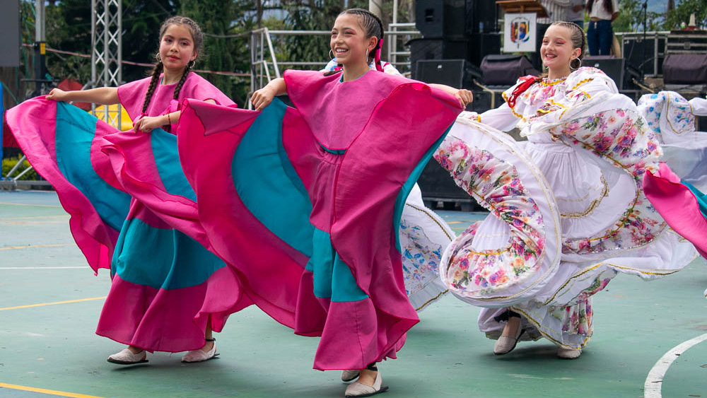 Baile Ferias y Fiestas Tibirita