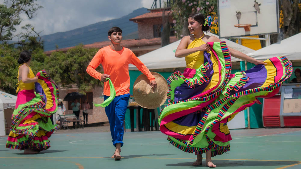 Baile Ferias y Fiestas de Tibirita